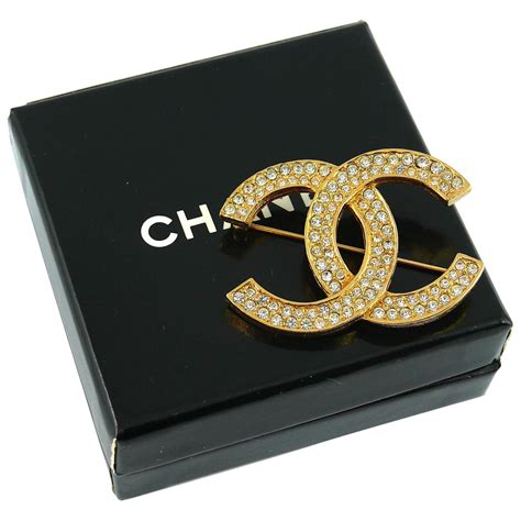 vintage chanel pins brooches.